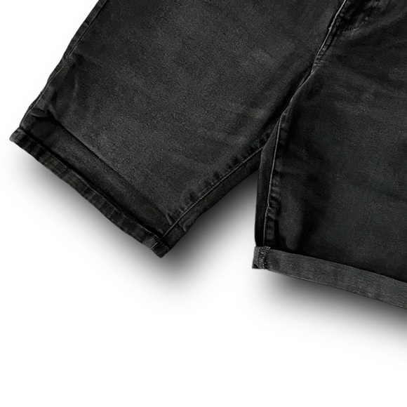 NWT - LuLaRoe Bermuda Denim Shorts - Picture 2 of 7